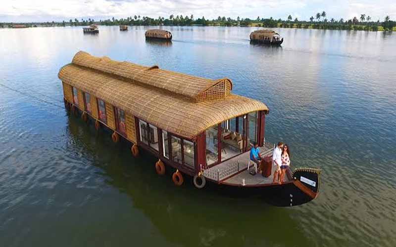 aronee alleppey houseboat images
